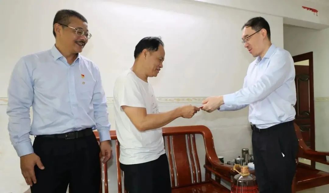 博天堂开展新春慰问“送温暖”活动5.jpg