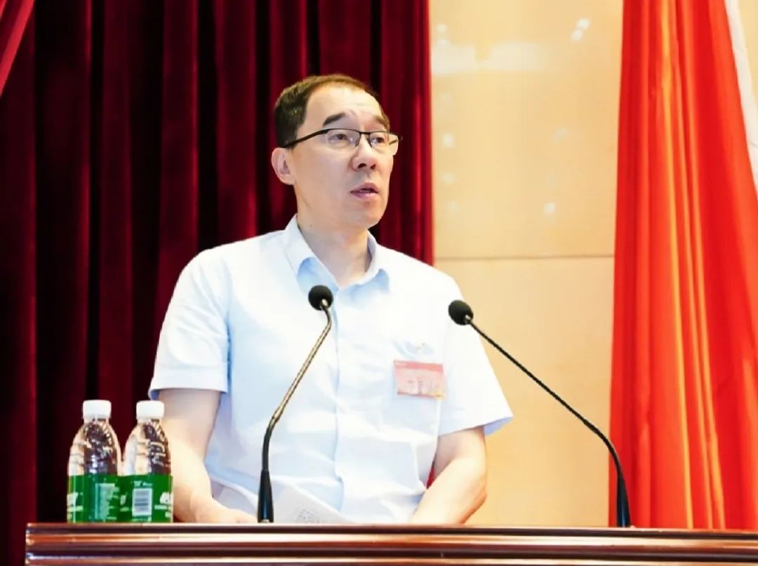 博天堂召开第四届职工代表大会第一次会议5.jpg